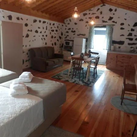 Casa Da Lavadia * Canto da Areia