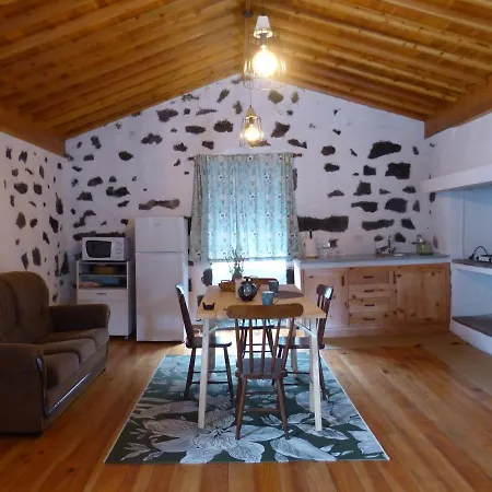 Holiday home Casa Da Lavadia