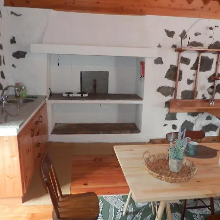 Casa Da Lavadia Holiday home Canto da Areia