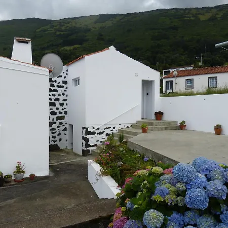Casa Da Lavadia Hébergement de vacances Canto da Areia